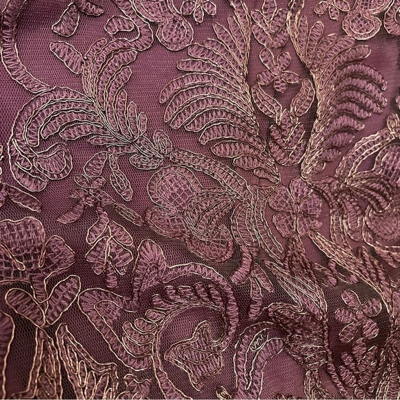 Tadashi Shoji Darby Dress in size 2 - Picture 12 of 15